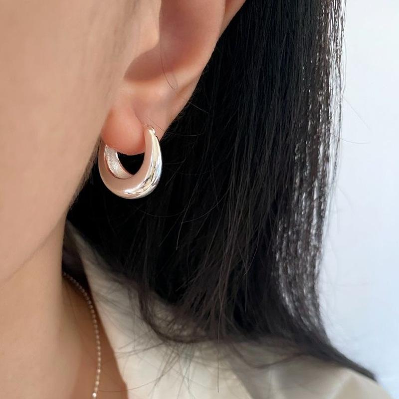 Nové náušnice s celotělovým půlměsícem, základní univerzální náušnice, dámské jednoduché náušnice, personalizovaný temperament, šperky s ušní sponou