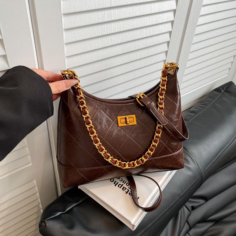 Niche Retro Texture Handbag Bag Women's New High-value Diamond Chain Bag Simple Shoulder Messenger Bag