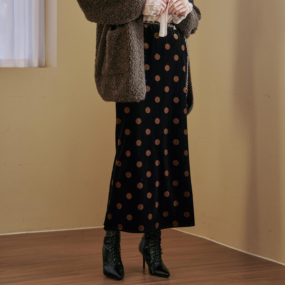 Maja Dot Velvet H-Line Slit Long Skirt