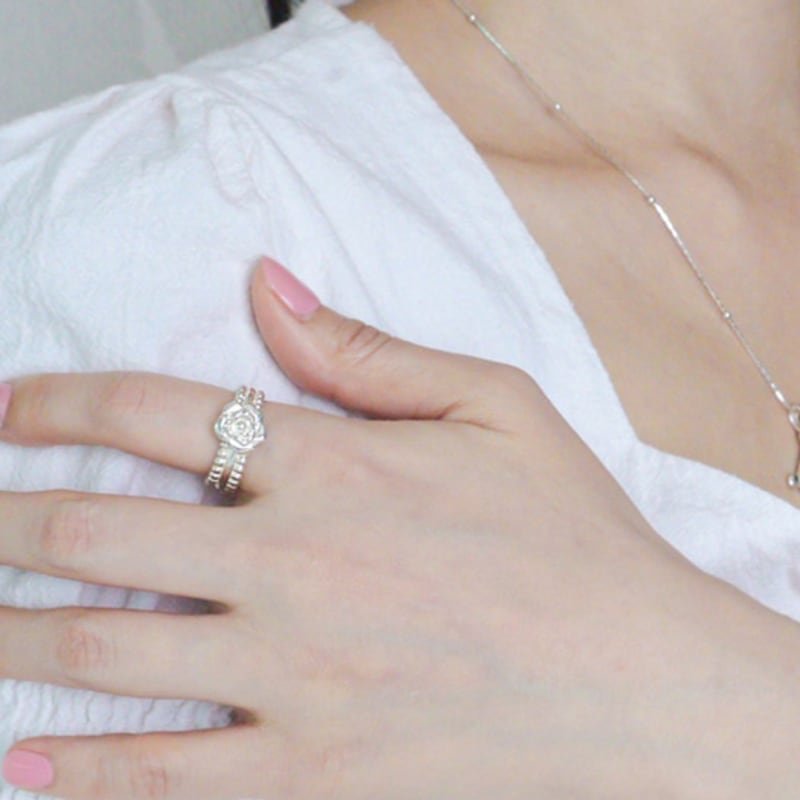 LOASI Lovely Rose. Double Side Dot Ring