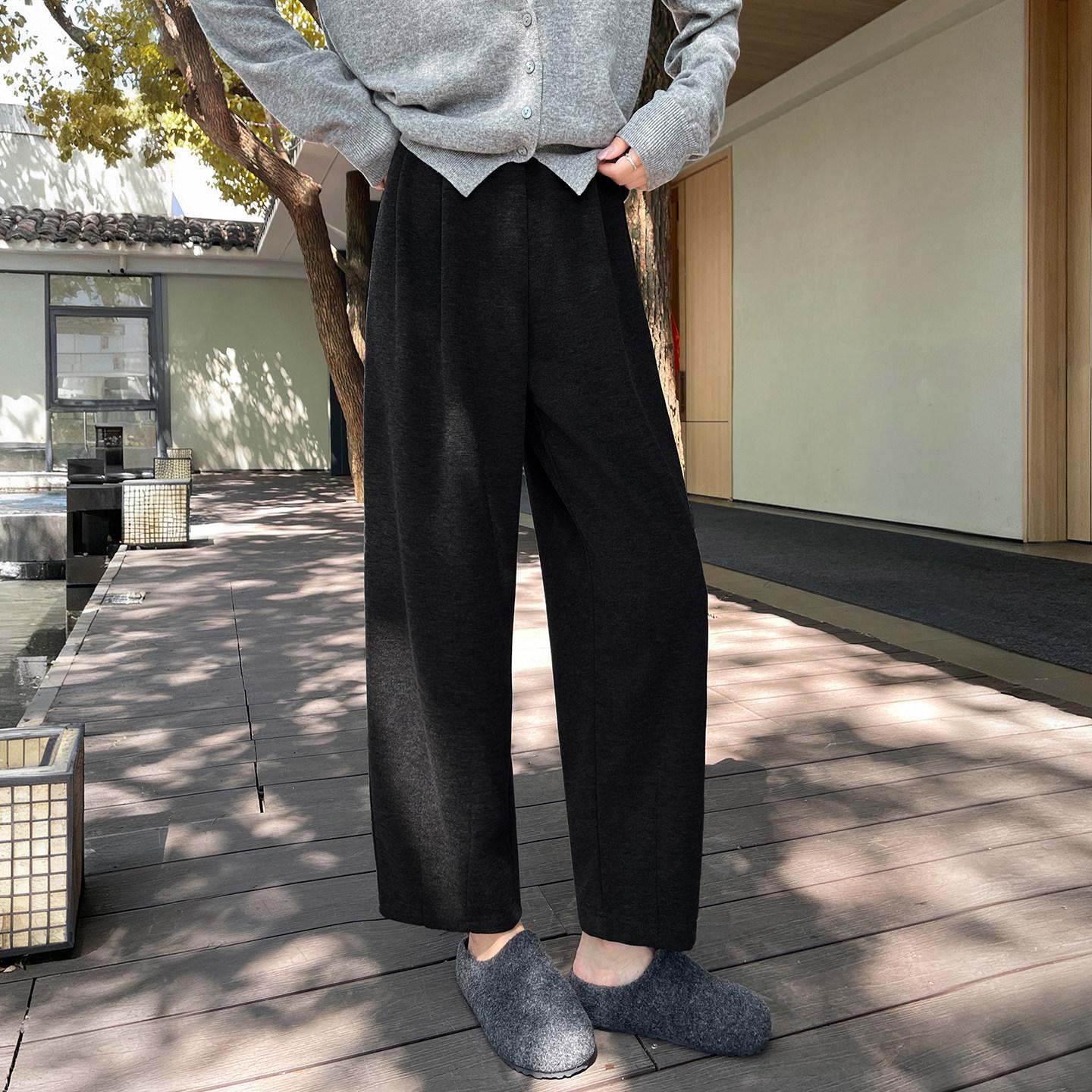 

Women s Wool Acetate Plaid Balloon Wide-Leg Trousers - Spring/Fall/Winter 2026 Collection S