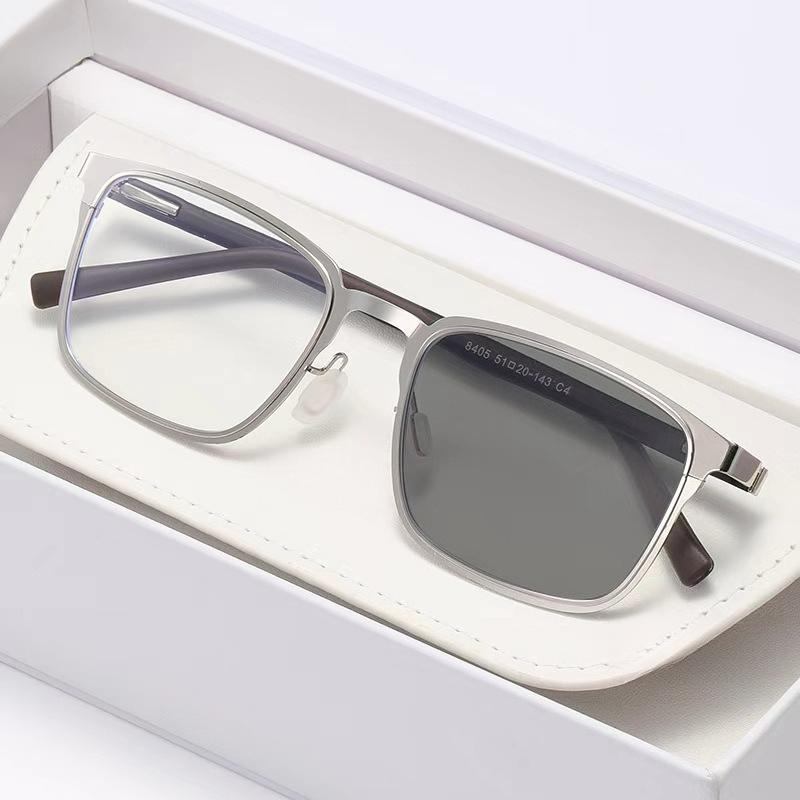 High Definition Photochromic Myopia Glasses Square Full-Frame Business Ultra-Lightweight Eyewear Minus Diopter 0 To -4.0