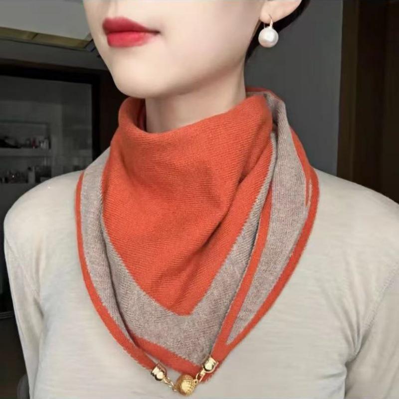 Elegant Women's Knitted Magnetic Buckle Triangle Scarf and Neck Warmer