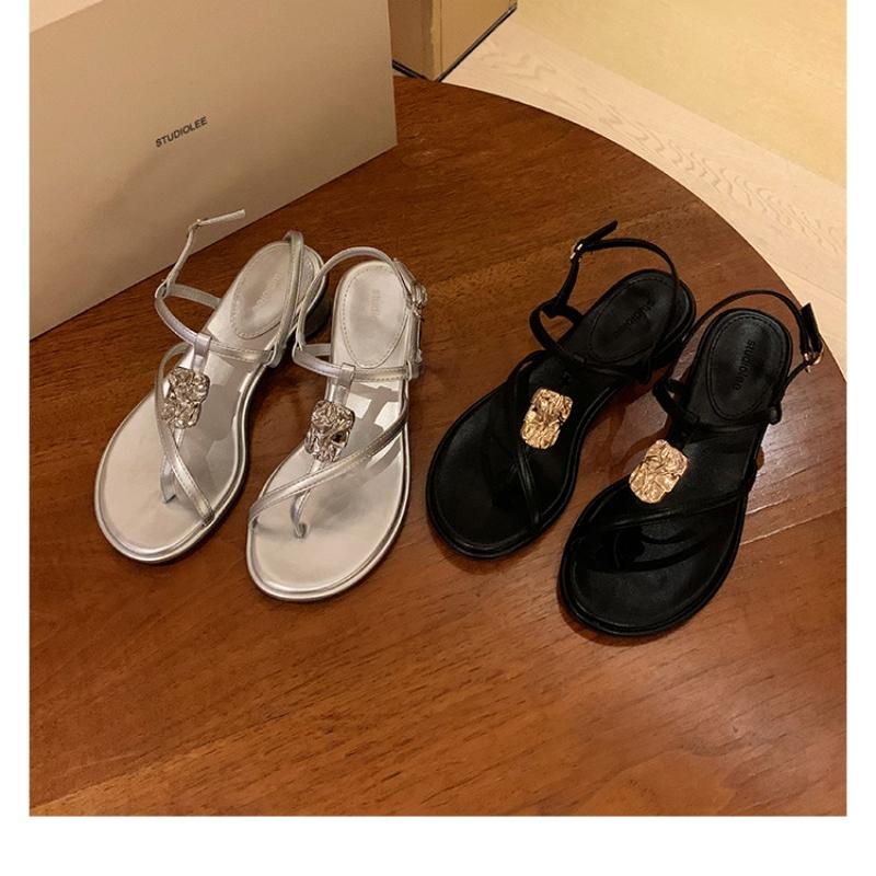 2024 Sandals Flip Flops Platform Ladies Shoes Summer High Heels New Corrective Outside Fashion High-heeled Girls Flat Clogs