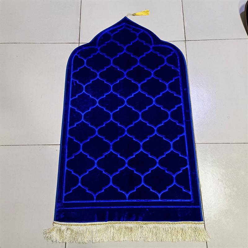 Irregular Embossed Raschel Prayer Mat with Short Pile