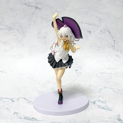 Čarodějnická cesta: Irena s kapucí Ručně vyráběná figurka anime dívky