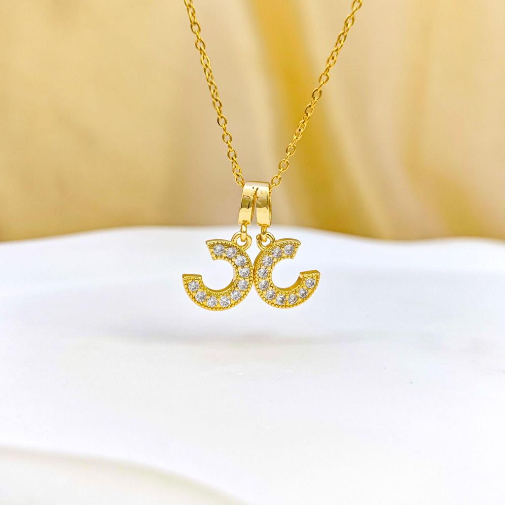 Trendy Double C Necklace: Elegant & Non-Fading Fragrance-Inspired Design for Women's Clavicle