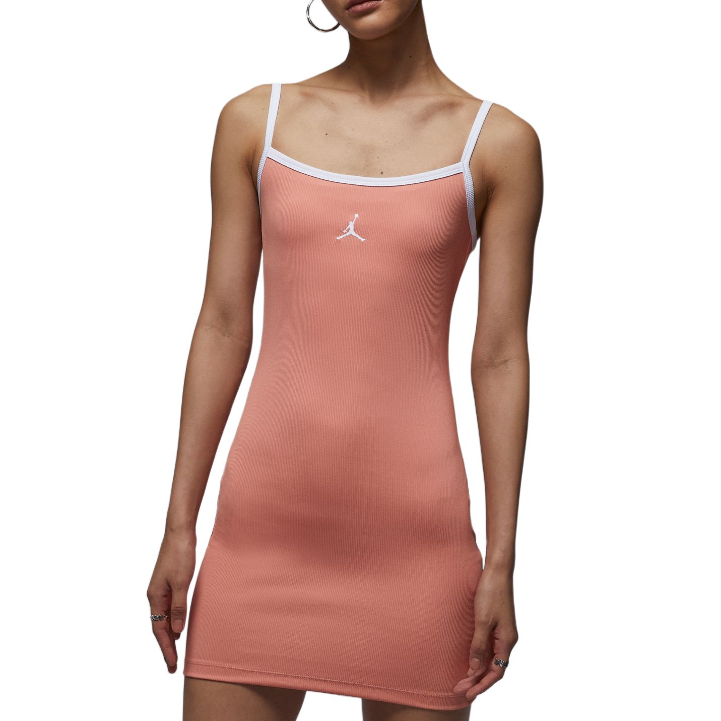 

Jordan Коротке плаття-топ приталеного крою з регульованою бретелькою для жінок HJ0063-823 XL