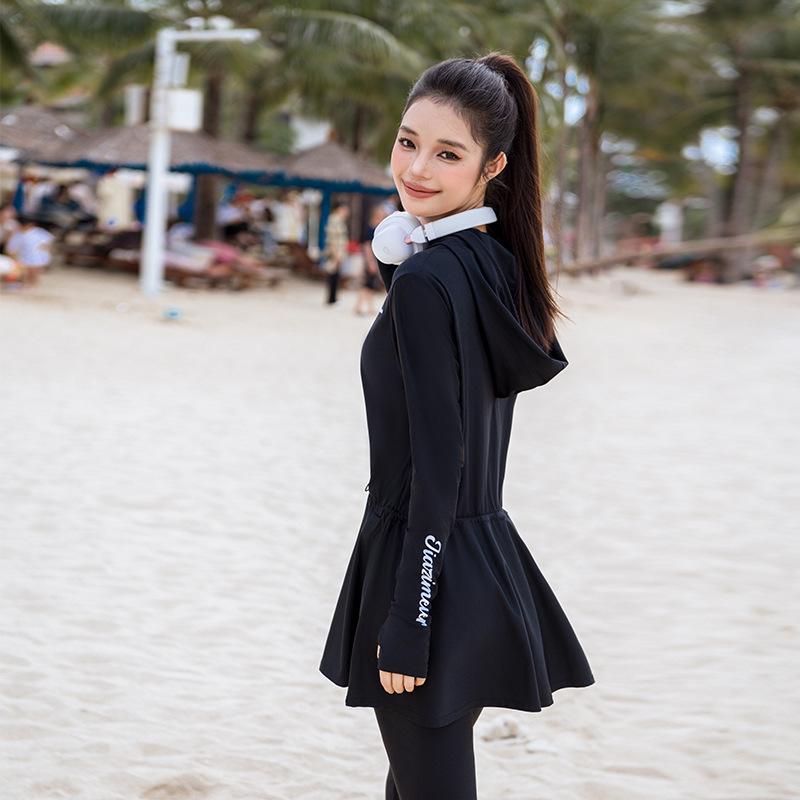 2025 Women's Hooded Long Sleeve Wetsuit Set with Split Pants - Slim Fit Sun Protection for Surfing