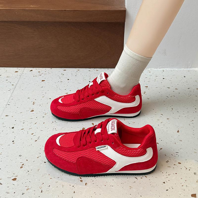 

Retro German training shoes women s 2025 autumn new popular breathable mesh Forrest Gump shoes lightweight and versatile casual sports shoes 35 красный