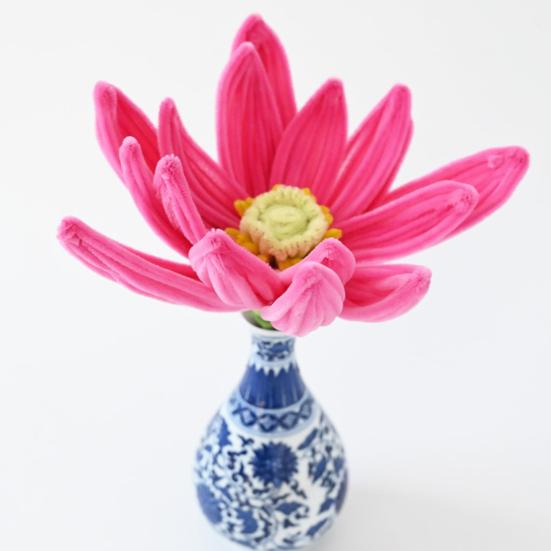 Fiori Artigianali con Scovolini Finiti Fiore di Loto Rosso Grande Artificiale Regalo per Donne Amante Anniversario Festa della Mamma Laurea Decorazione per la Casa