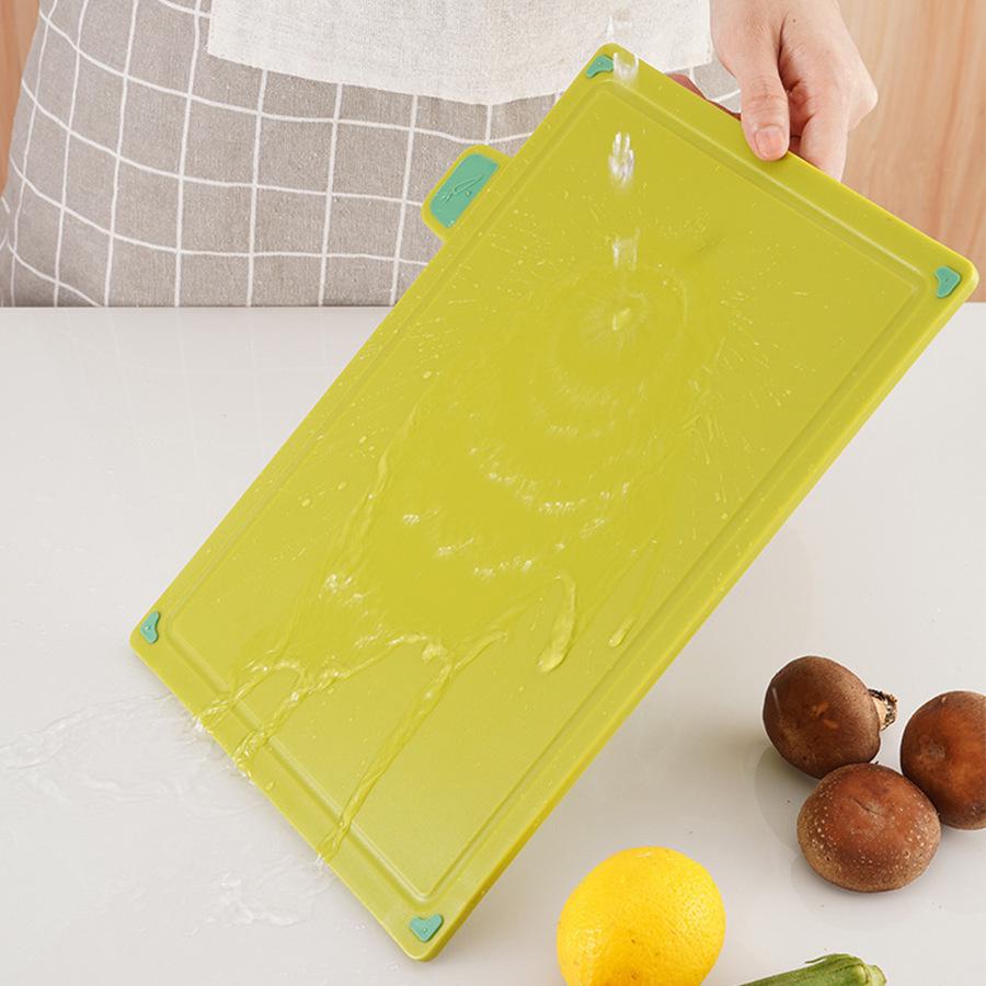 Antibakterielle schimmelresistente Kunststoff-Küchenschneidebrett mit rutschfestem Design