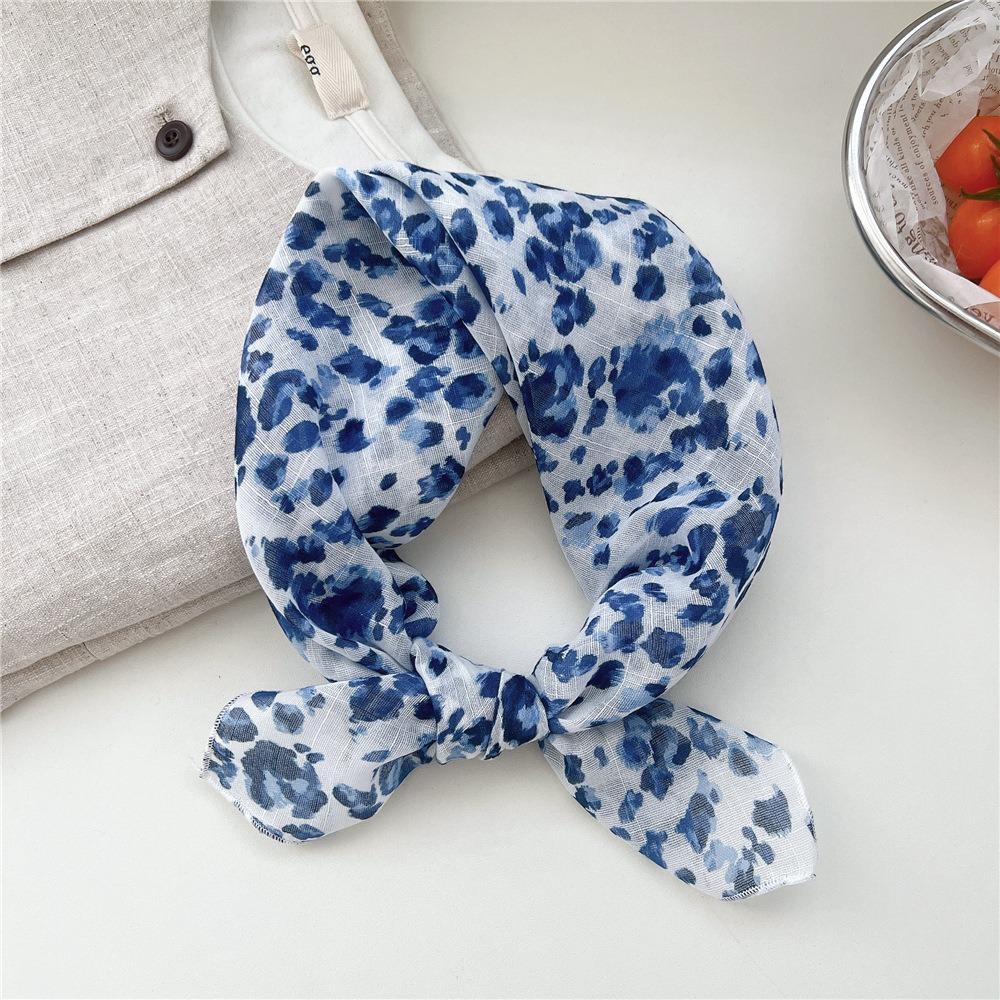 Cashew Small Square Scarf Floral Square Handkerchief Simple Printed Silk Scarf  Vacation