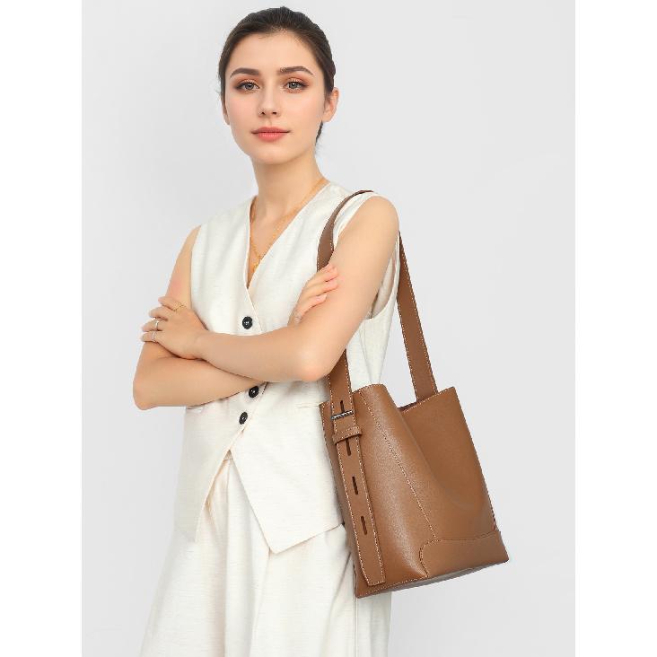 Large Bag for Women, Autumn and Winter New Style, Versatile Genuine Leather Crossbody Bag, Large Capacity Commuter Bucket Bag