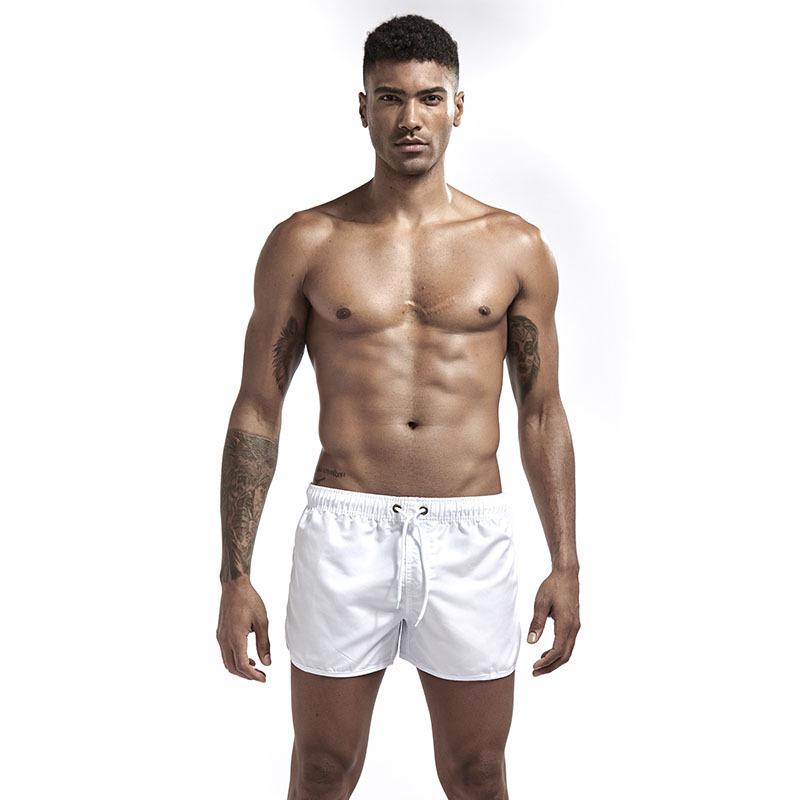 Summer New Men's Fashion Beach Shorts Polyester Quick-drying Sports Quarter Pants