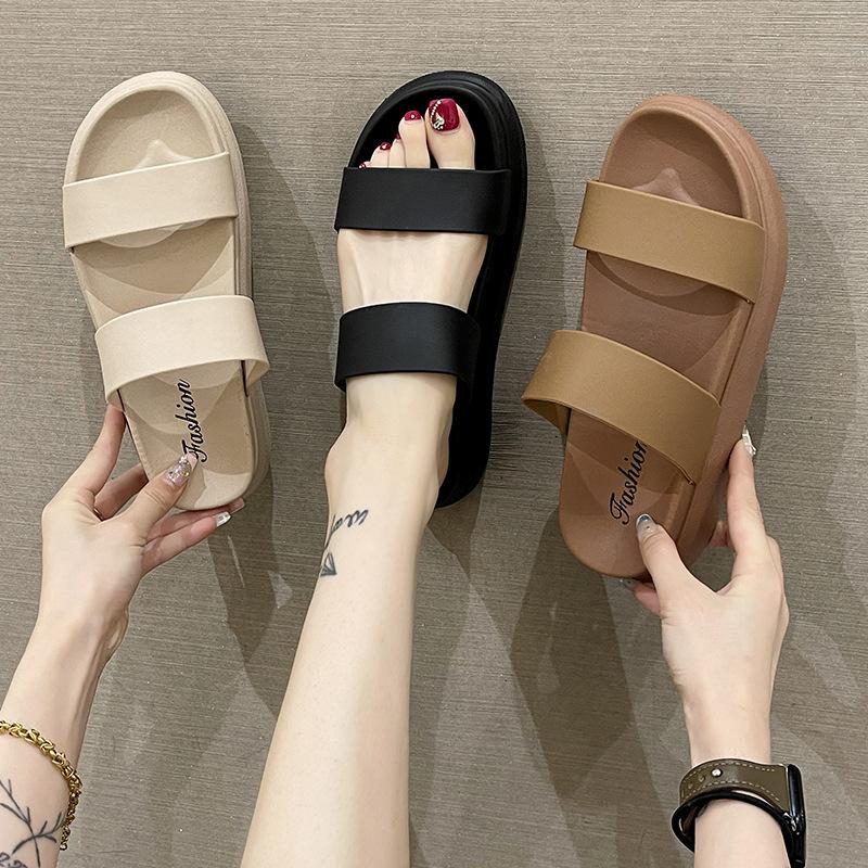 Summer New Slippers Women's 2025 Korean Version Casual Double Belt Platform One-Flip Fashion Simple Girls Beach Sandals