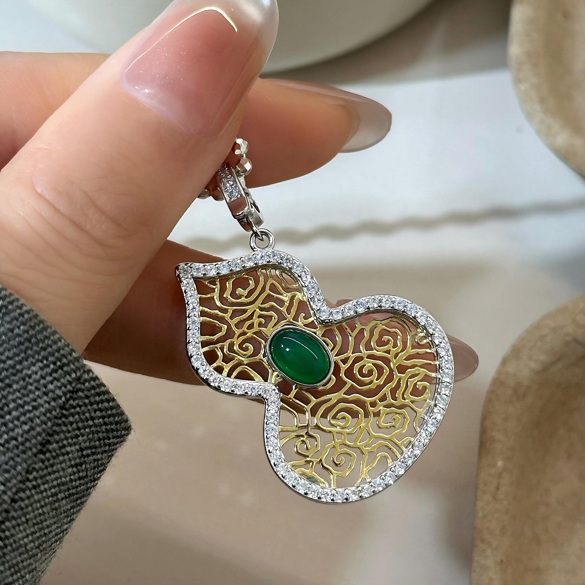 

S925 Sterling Silver Emerald & Diamond Filigree Gourd Pendant for Women - European & American High-End Design 925 Silver