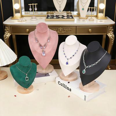 Creación de joyas – Estuches y exhibidores para joyería