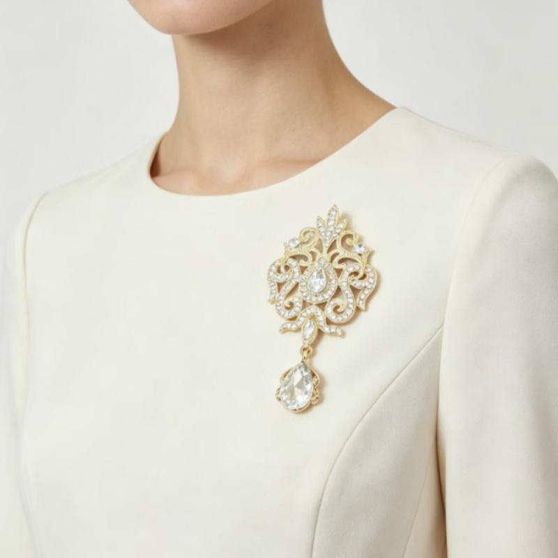 Chic Vintage Crystal Brooch Gold Silver Color Delicate Lapel Pin for Women Date Outfit Wedding Banquet Dress Matching