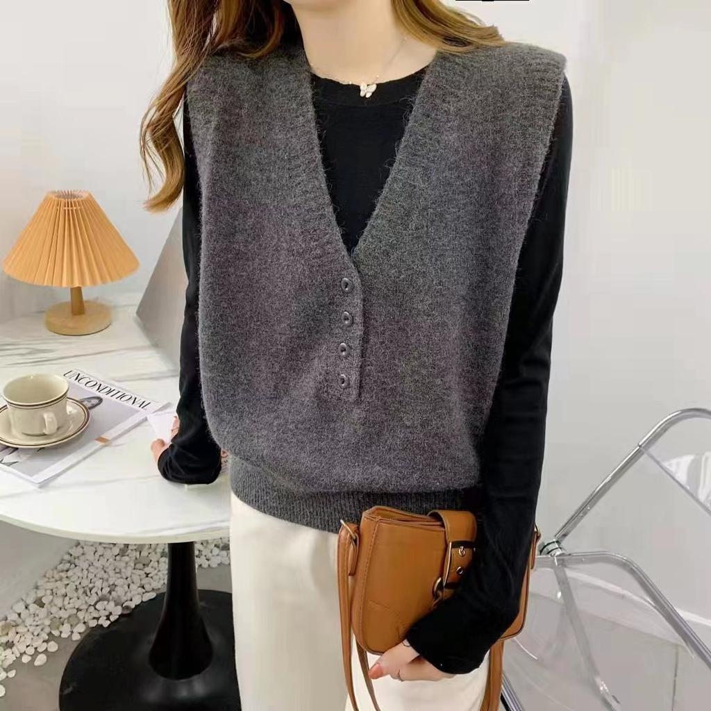 Knitted Vest for Women, New Korean Version, Loose and Stylish Layering Outfit, Sleeveless Sweater, Vest Outfit