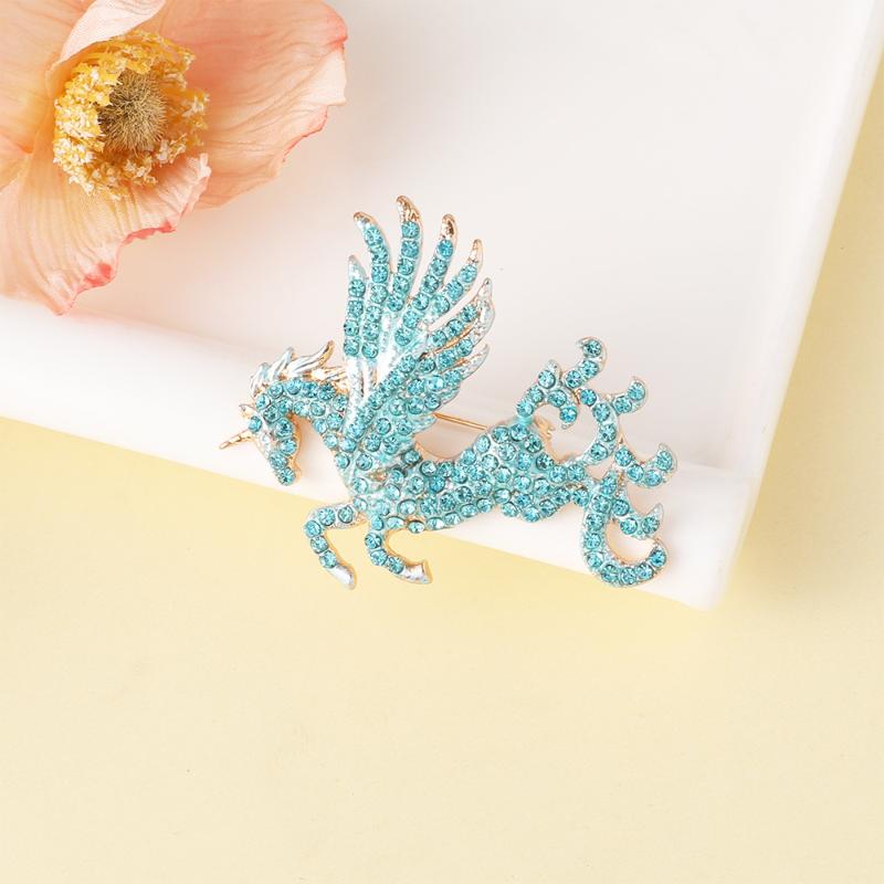 

Exquisite Pony Shaped Brooches For Women Clothing Coat Accessries Gifts