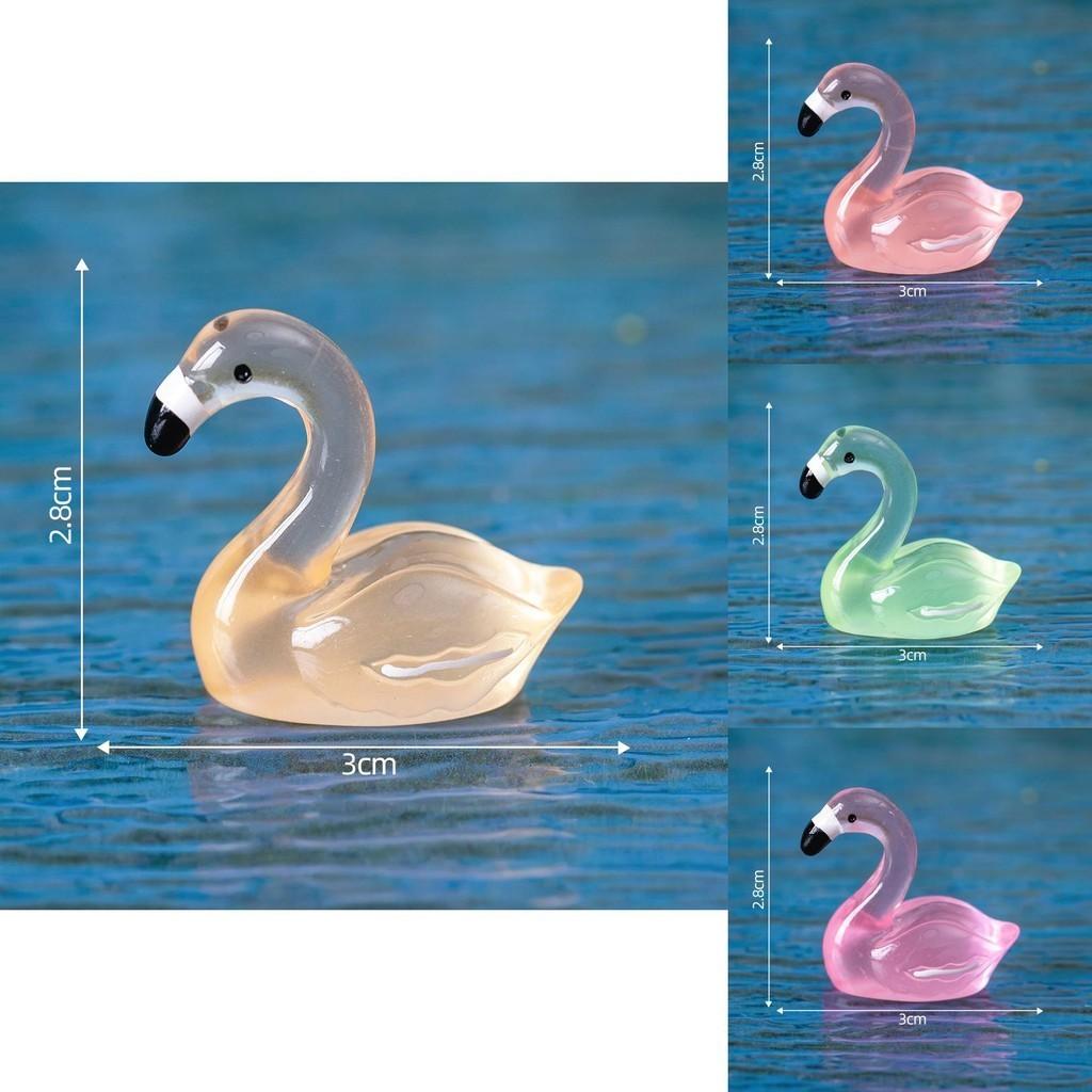 Charming Glow-in-the-dark Resin Flamingo Decor Adorable Miniature Aquarium Decoration