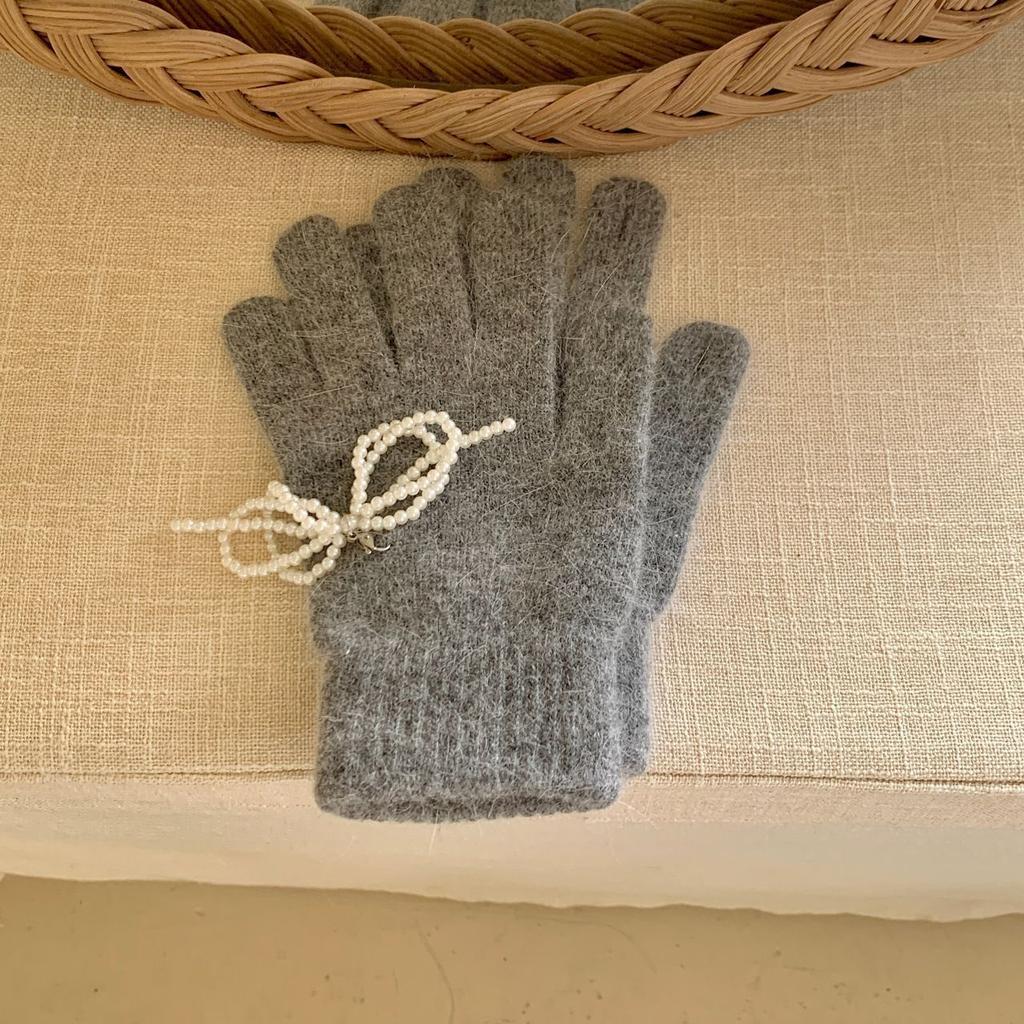 Autumn new Korean rabbit fur solid color cute pearl bow knitted wool finger gloves