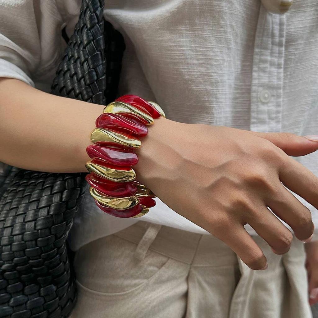 Salircon 10 Colors Vintage Thick Resin Acrylic Irregular Bangles for Women Geometric Wide Chunky Elastic Bracelets Hand Jewelry