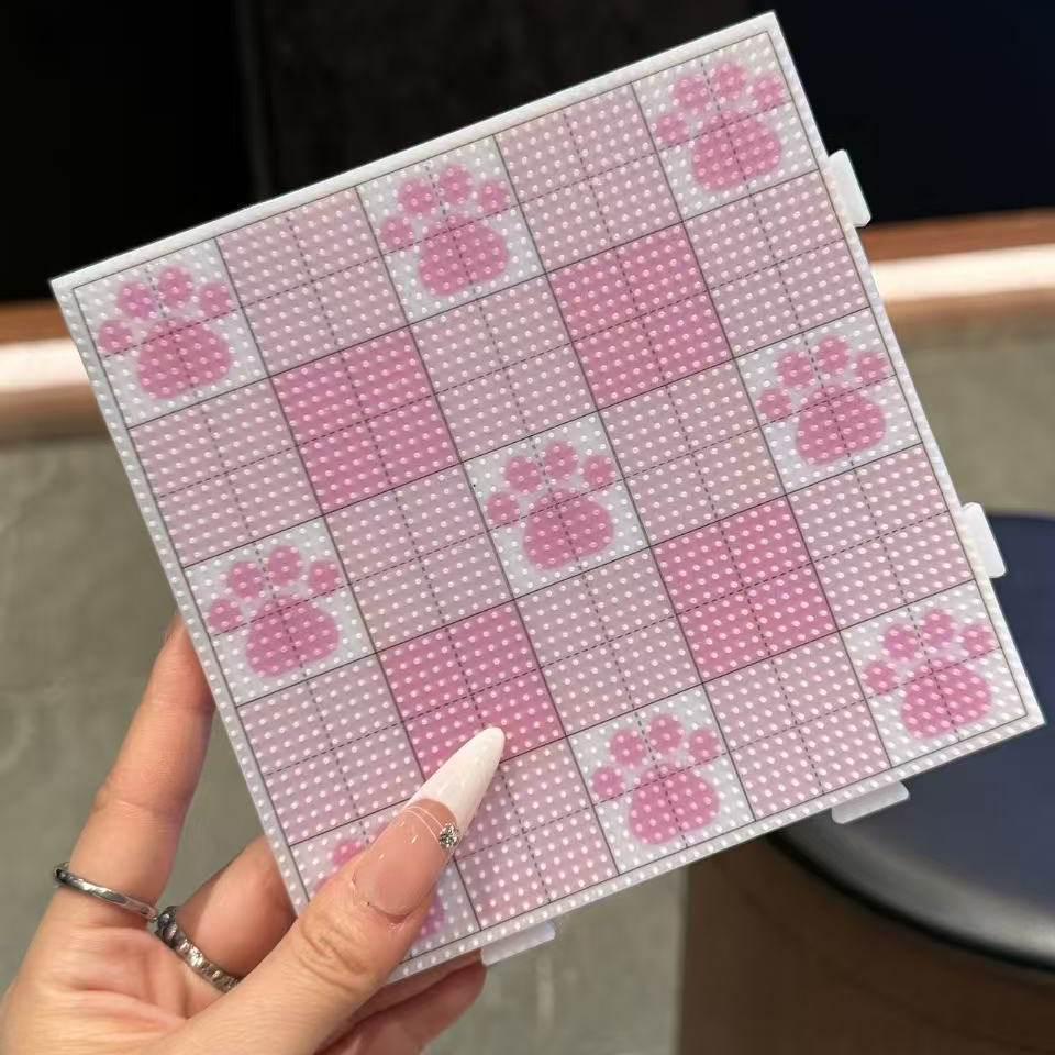 Pink Cat Paw Perler Board with Long Pegs, 2.6mm Thick, Non-Deforming, High Temperature Resistant, for Perler Beads.