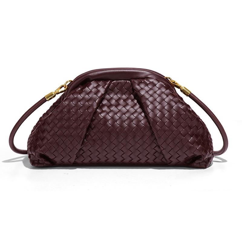 Logo Labeling Hand-woven Bag Cloud Bag Fashion Shoulder Messenger Bag New Women's Shell Bag