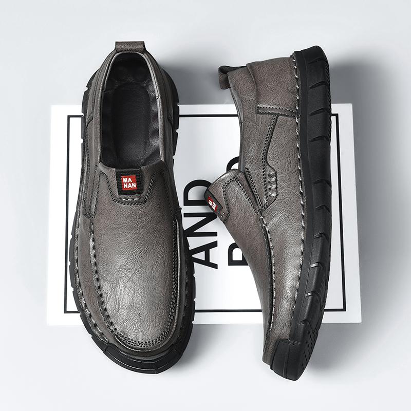 Fashion Soft Mens Leather Slip-ons Shoes New Arrival Leather Loafers Handmade Business Shoes Round Toe Casual Shoes Man Driving Footwear