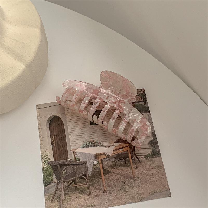 Korean Imitation Acetate High-End Shark Hair Clip - Elegant Hair Accessory for Stylish Looks