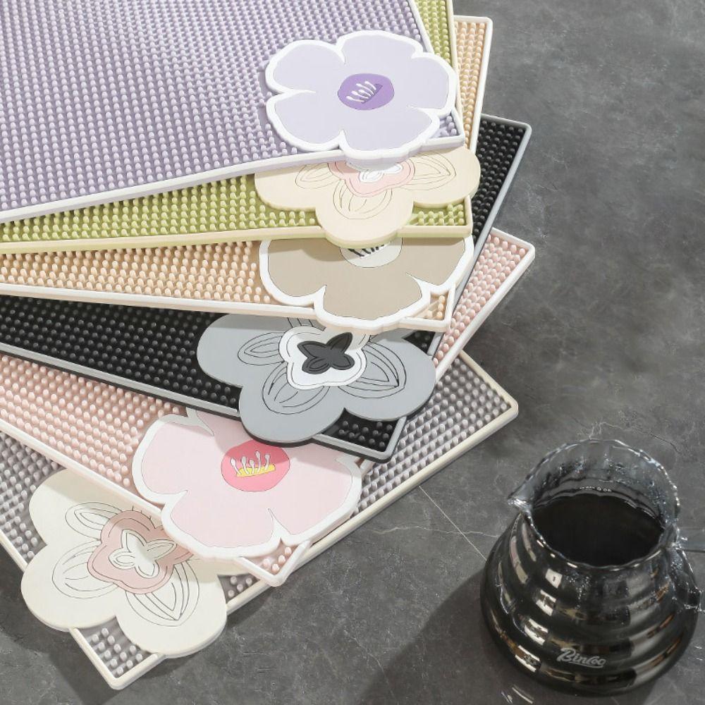 Thickened Kitchen Drain Mat Three-dimensional Structure Flower Pattern Heat Resistant Mat Easy Clean Waterproof Insulation Mat