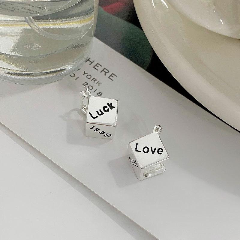 

Лучшая пряжка для ушей Love, крутой стиль, Ins, индивидуальность, высококачественный нишевый дизайн, серьги