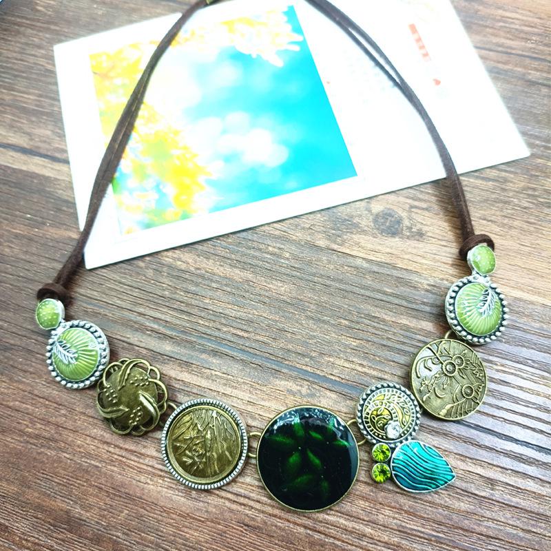 European Retro Colorful Oil Painting Necklace: Women's Ethnic Style Leather Cord Jewelry