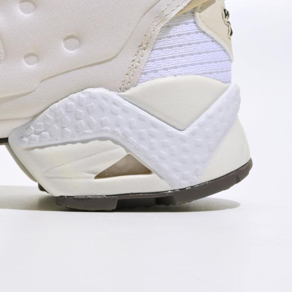 InstaPump Fury 95 Core Black Size cm Sneakers, Black/Footwear White/Core (GX9433), 26.5