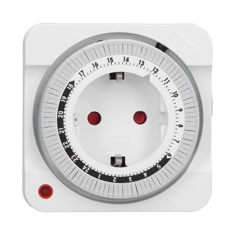 Sturdy EU 230V Timer Socket 7.8x7.8cm Mechanical Power Timer Timing Switch Industrial Use