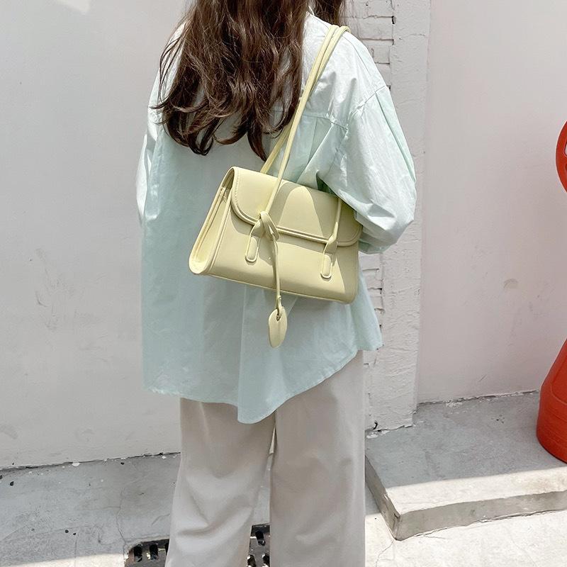 Niche series underarm bag women's bag autumn and winter new high-end design portable shoulder bag