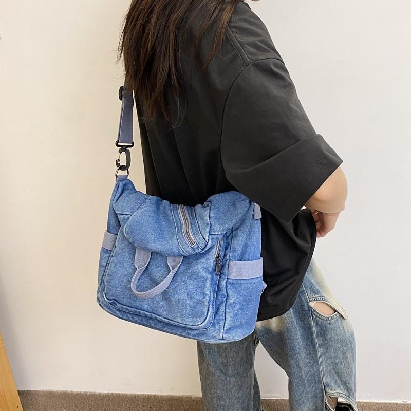 Denim Backpack Women's Casual Mini Backpack with Front Zip Pocket Adjustable Shoulder Straps Fashion School Bag