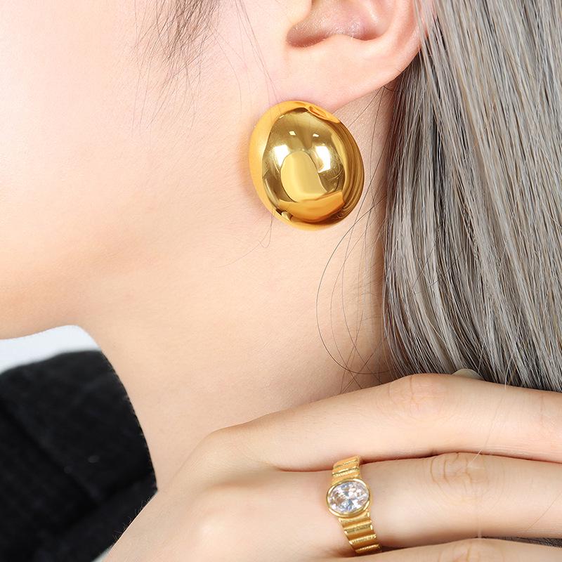 Niche Punk Geometric Gold-Plated Titanium Oval Stud Earrings - Trendy Hip Hop Style Accessories