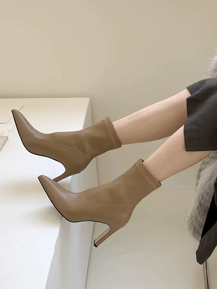 

Корейская версия коротких ботинок 2025 весна-осень острый носок высокий каблук одинарные ботинки интернет-знаменитость толстый каблук белые тонкие ботинки эластичные женские б 35