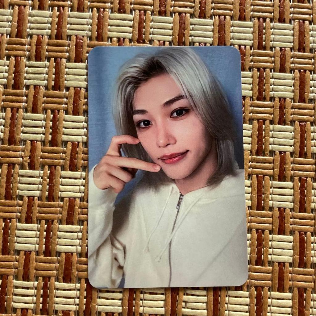 [USED] Felix StrayKids Admission Bonus Kwave Stay Trading Card