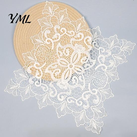 Decorative Centerpiece Mats for Dining White Lace Doily, Elegant Retro Placemat, Embroidered Table Breathable Polyester Mat, Rectangular Round
