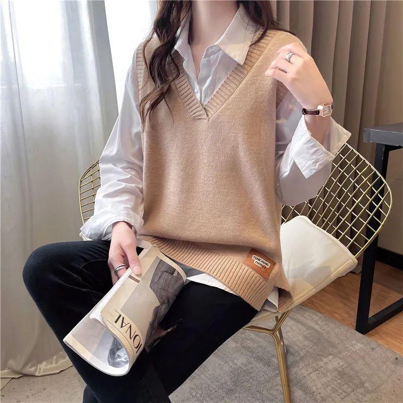 V-neck Knitted Vest for Women In Autumn Loose Vest Lazy Style Layering Over Sleeveless Waistcoat and Waistcoat