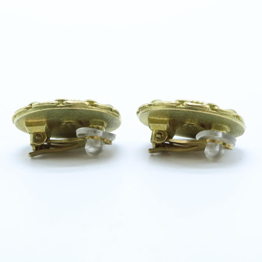 Chanel Black 95 P Earring goldUsed