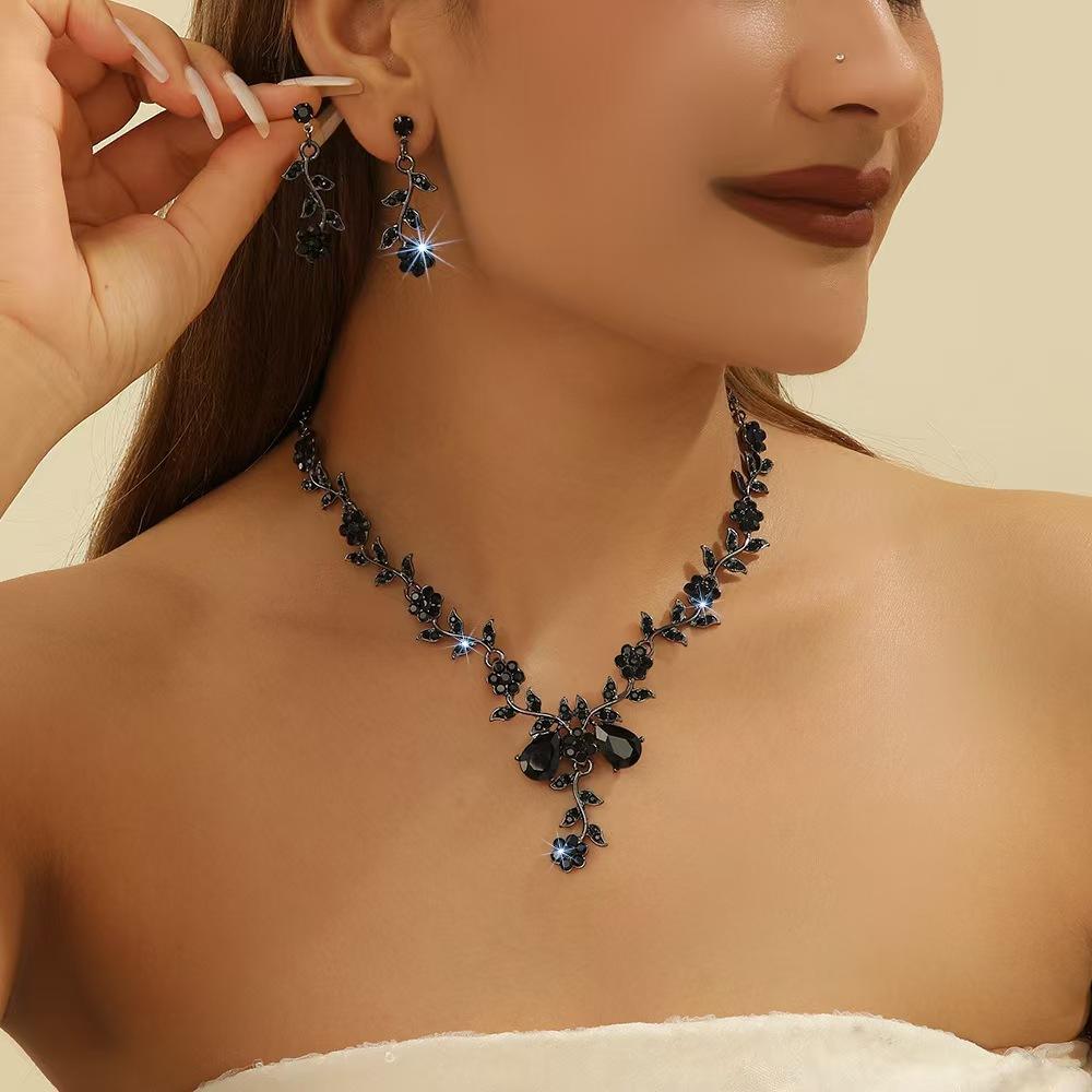 Rhinestone Water Drop Necklace Earrings Jewelry Set Women's Banquet Dress Matching Accessories