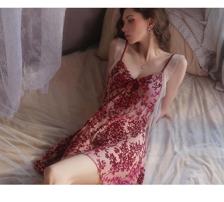 Gorgeous Jacquard Low-Cut Push-Up Backless Nightgown & Robe Set with Pads - Pure Temptation
