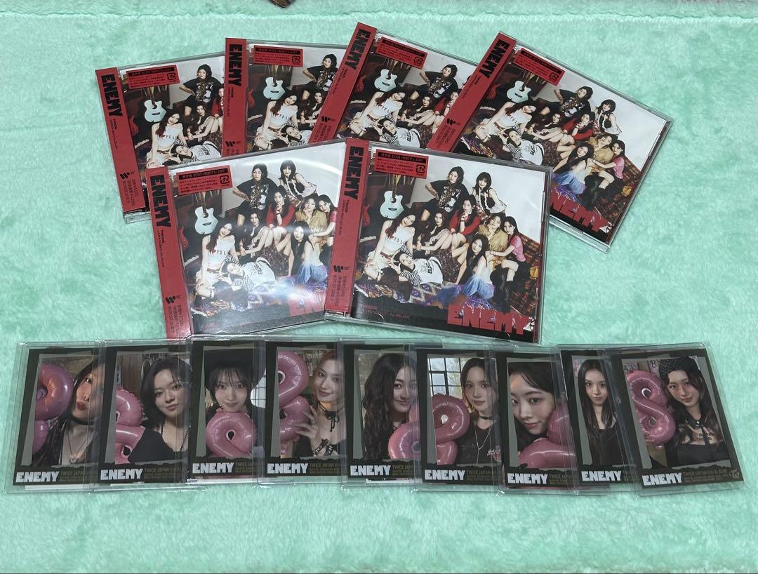 

[USED] TWICE ENEMY Regular Edition 6 CDs, JYP Bonus Trading Card Complete Set