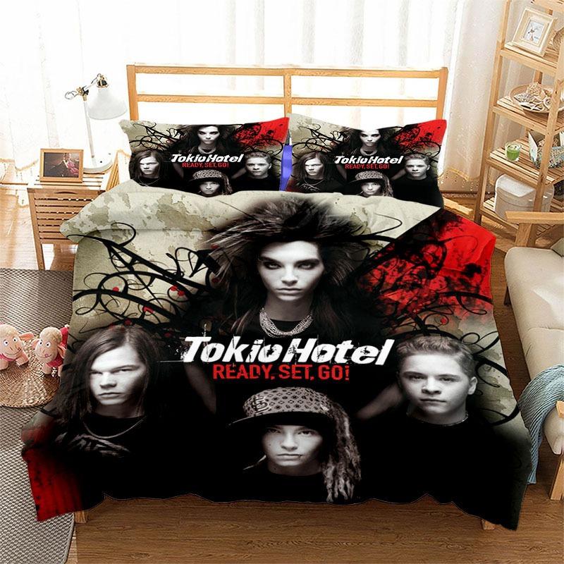 Parure de lit Tokio Hotel avec Impression sur une Face, Housse de couette & Taies d'oreiller, Microfibre Super Taille Double, Cadeau Merch du Groupe de Rock Allemand 135x200cm