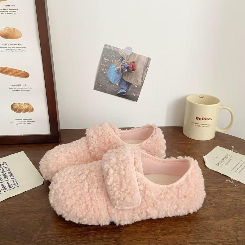 Pink velvet wool lamb cotton shoes women's Velcro winter new niche two cotton student warm board shoes